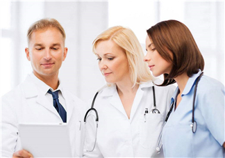 冠心病能喝酒嗎？冠心病能抽煙嗎？