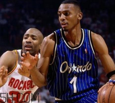 nike little posite one hey penny涂鴉噴發(fā)售時(shí)間_多少錢？