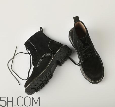 馬丁靴是什么季節(jié)穿的？馬丁靴可以夏天穿嗎？