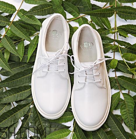 白色皮鞋劃痕怎么修復(fù)？白色皮鞋被刮傷怎么辦？