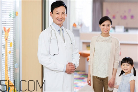 冠心病對眼睛有影響嗎？冠心病有生命危險(xiǎn)嗎？