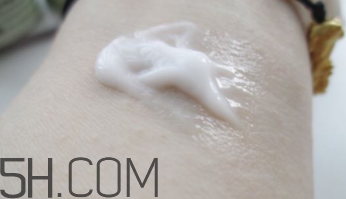 悅木之源維C精華霜怎么樣？悅木之源維C精華霜好用嗎？