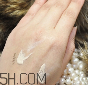 卡姿蘭蝸牛cc調(diào)控霜多少錢？卡姿蘭cc霜多少錢一瓶？