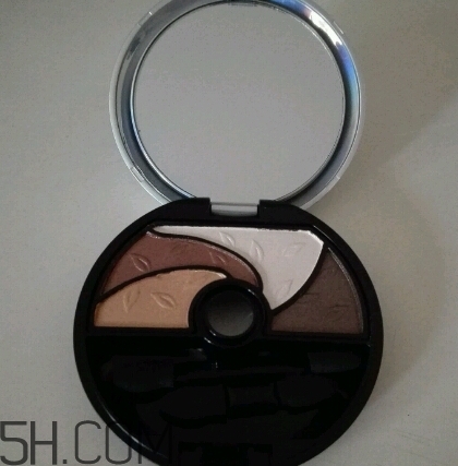 卡姿蘭四色眼影色號(hào) 卡姿蘭四色眼影試色 卡姿蘭四色眼影色號(hào) 卡姿蘭四色眼影試色