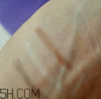 卡姿蘭四色眼影色號(hào) 卡姿蘭四色眼影試色 卡姿蘭四色眼影色號(hào) 卡姿蘭四色眼影試色