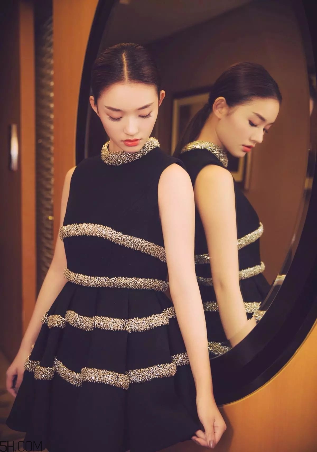 染什么發(fā)色好看有氣質 染什么發(fā)色好看有氣質