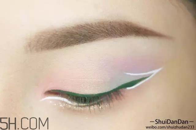 zoeva queens guard眼影盤試色 zoeva眼影盤使用評測 zoeva queens guard眼影盤試色 zoeva眼影盤使用評測