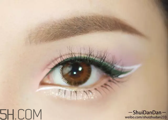 zoeva queens guard眼影盤試色 zoeva眼影盤使用評測 zoeva queens guard眼影盤試色 zoeva眼影盤使用評測