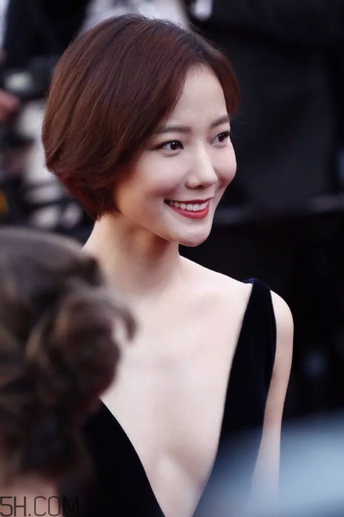 染什么發(fā)色好看有氣質 染什么發(fā)色好看有氣質