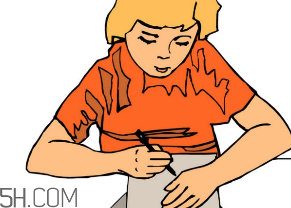 腰間盤突出是什么原因引起的？腰間盤突出是腎虛嗎