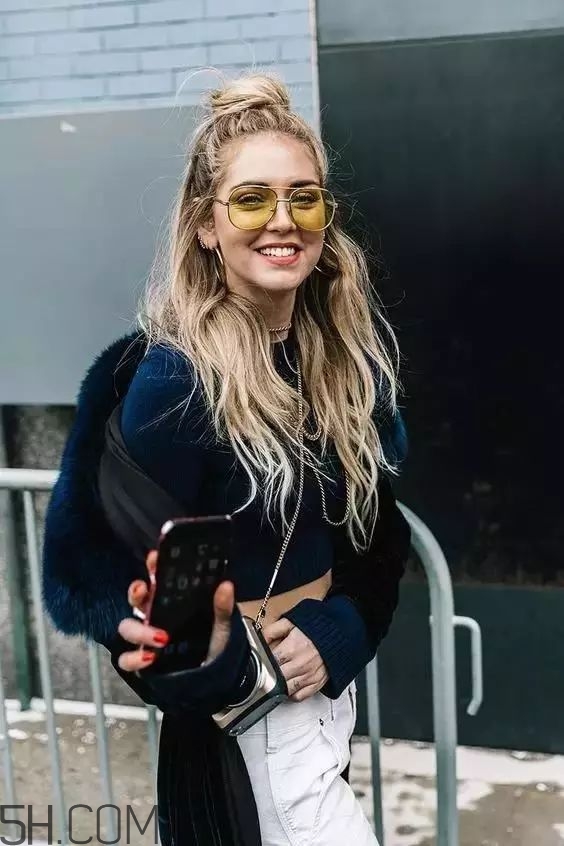 染什么發(fā)色好看有氣質 染什么發(fā)色好看有氣質