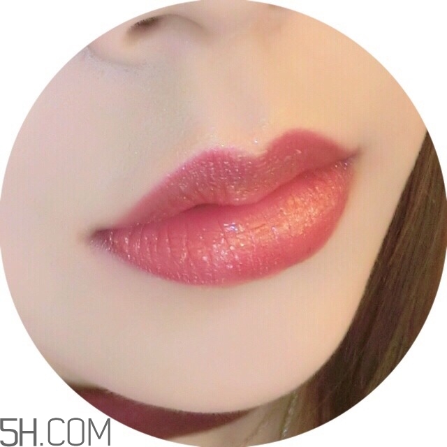 歐萊雅紛澤琉金唇膏g101試色 多少錢(qián) 歐萊雅紛澤琉金唇膏g101試色 多少錢(qián)