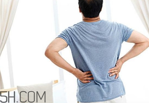 腰間盤(pán)突出掛什么科室？腰間盤(pán)突出癥狀表現(xiàn)