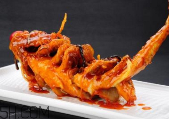 松鼠魚(yú)是川菜嗎？松鼠魚(yú)是糖醋魚(yú)嗎