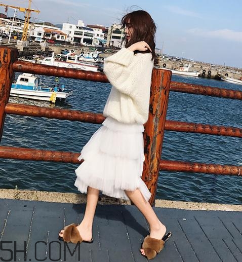 白色毛衣發(fā)黃怎么洗白？白色毛衣發(fā)黃用什么洗？