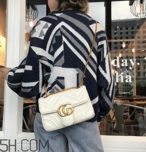 白色包包變黃了怎么辦？白色包包黑了怎么清洗？