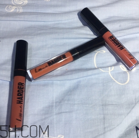 泰國(guó)4u2唇釉好用嗎_泰國(guó)4u2唇釉評(píng)測(cè) 泰國(guó)4u2唇釉好用嗎_泰國(guó)4u2唇釉評(píng)測(cè)