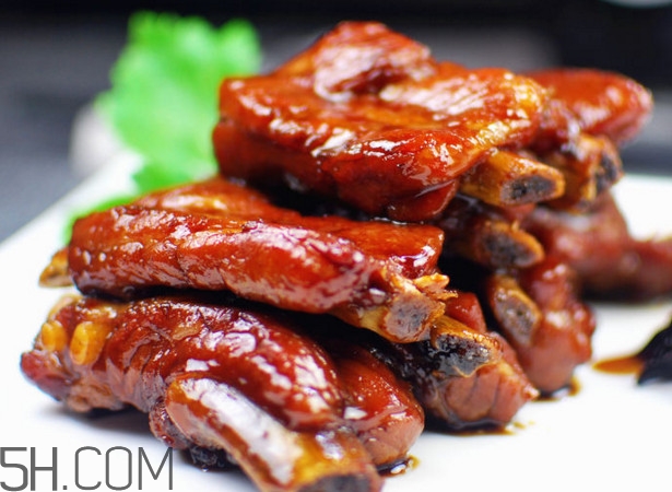 糖醋排骨汁怎么調(diào)？糖醋排骨是哪里的菜