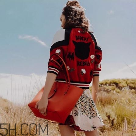 棒球服怎么搭配？棒球外套搭配圖片