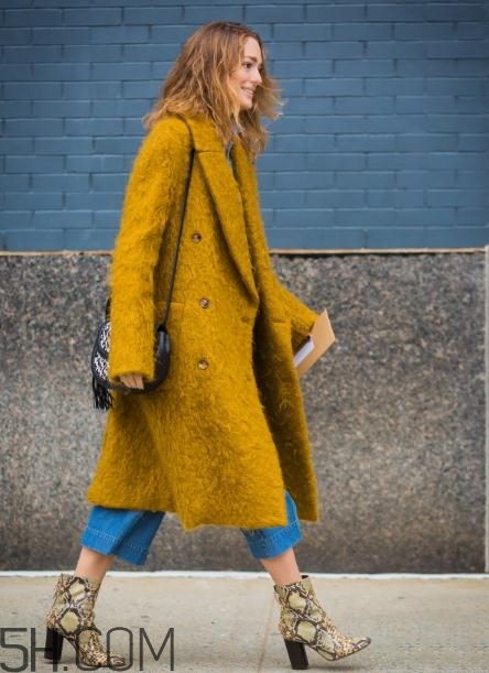 毛呢大衣配闊腿褲好看嗎？毛呢大衣搭配闊腿褲圖片