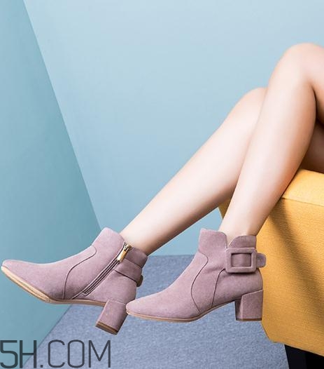 接吻貓的鞋子質(zhì)量好嗎？接吻貓鞋子可以退嗎？