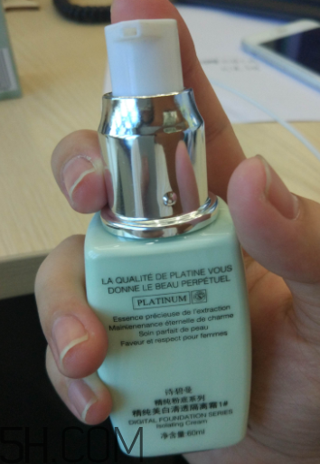 詩碧曼美白輕盈隔離霜成分_產(chǎn)品評(píng)測 詩碧曼美白輕盈隔離霜成分_產(chǎn)品評(píng)測