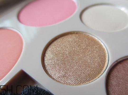 cute press美女與野獸高光色號(hào)_試色圖 cute press美女與野獸高光色號(hào)_試色圖