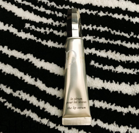 cpb唇部精華和lamer潤唇膏搭配好用嗎？cpb唇部精華怎么樣？