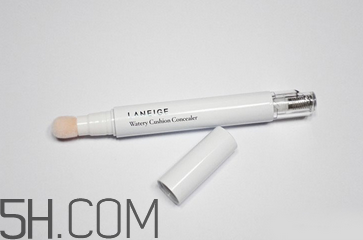 怎樣化妝可以把眼袋遮住些？蘭芝遮瑕筆測(cè)評(píng)