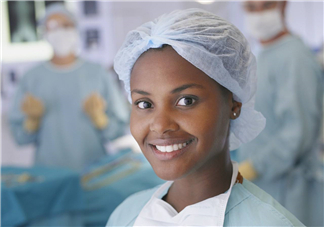 水痘多大年齡出現(xiàn)？水痘多長(zhǎng)時(shí)間可以上學(xué)？