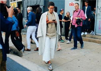 冬天穿闊腿褲配什么鞋子？冬天闊腿褲搭配鞋子圖片