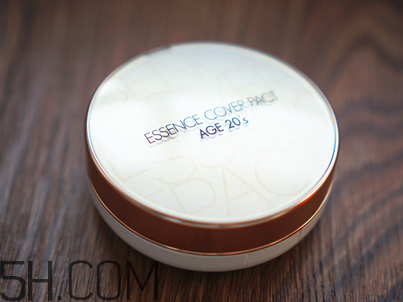 age20s氣墊好用嗎？age20愛(ài)敬水粉霜真假辨別對(duì)比圖