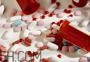 頭孢可以放在奶粉里吃嗎？頭孢可以和感冒藥一起吃嗎