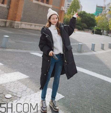 羽絨服越輕越好嗎？羽絨服越厚越好嗎？