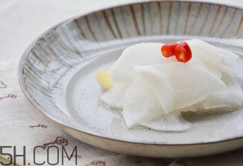 塑料瓶可以泡酸蘿卜嗎？泡蘿卜需要多少水和白醋