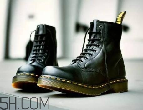 馬丁靴顯腿短嗎？腿短能穿馬丁靴嗎？