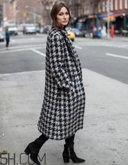 格子大衣搭配什么鞋子？格子大衣搭配鞋子圖片