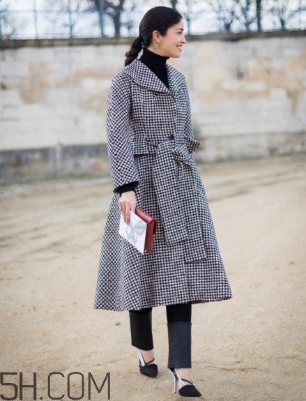 格子大衣搭配什么鞋子？格子大衣搭配鞋子圖片