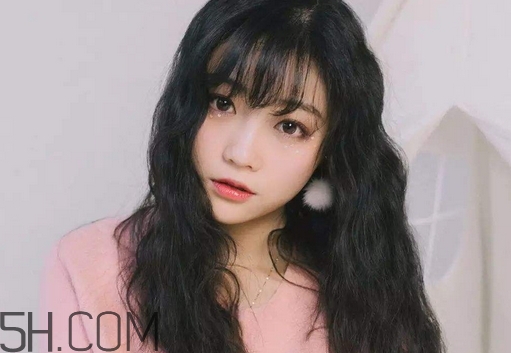 冬天流行什么發(fā)型_冬天流行什么顏色頭發(fā) 冬天流行什么發(fā)型_冬天流行什么顏色頭發(fā)