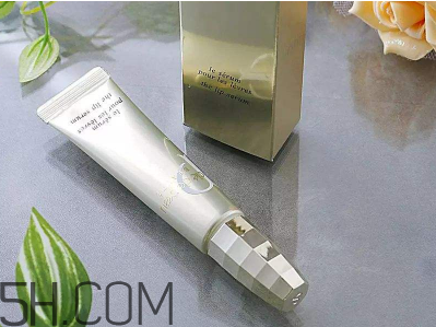 cpb唇部精華怎么用？cpb唇部精華功效