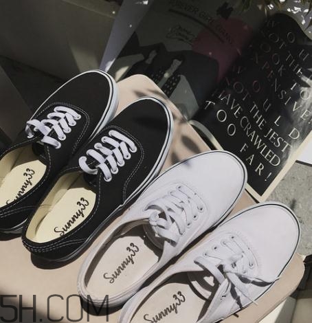 帆布鞋會(huì)越穿越大嗎？帆布鞋會(huì)越穿越松嗎？