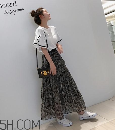 帆布鞋會(huì)越穿越大嗎？帆布鞋會(huì)越穿越松嗎？