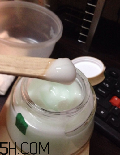 御泥坊蘆薈面膜好用嗎？御泥坊蘆薈面膜測評