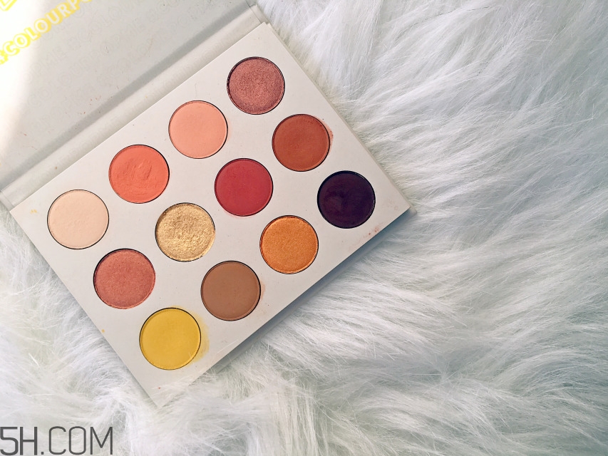 colourpop眼影盤哪款好_colourpop眼影盤試色對(duì)比 colourpop眼影盤哪款好_colourpop眼影盤試色對(duì)比