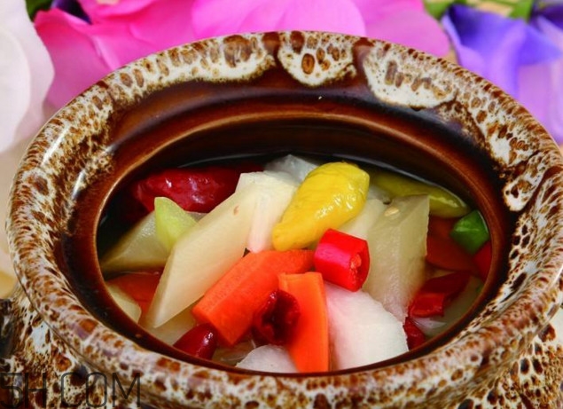 泡菜水用什么水最好？四川泡菜的酸水怎么做