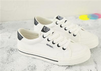 帆布鞋能光腳穿嗎？帆布鞋可以墊增高墊嗎？