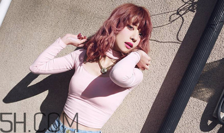 用粉底液之前用什么打底？粉底棒和粉底液的區(qū)別