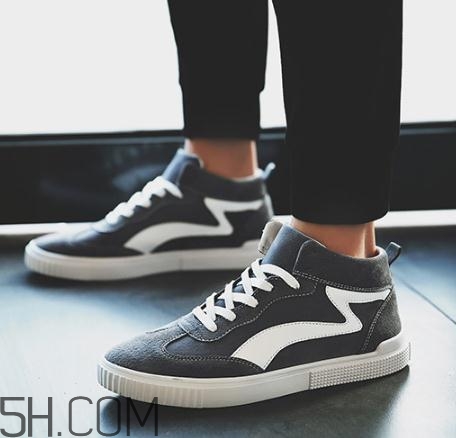 帆布鞋有膠味怎么去掉？帆布鞋上的膠水怎么洗？