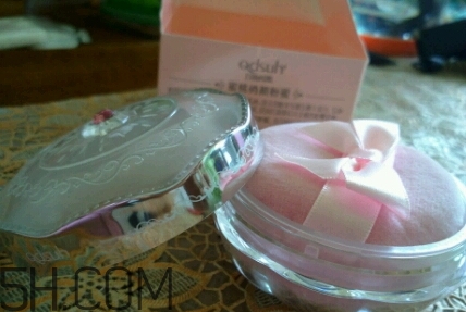 巧迪尚惠蜜粉好用嗎？巧迪尚惠散粉色號試色