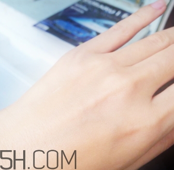 巧迪尚惠妝前乳好用嗎？巧迪尚惠妝前乳評測